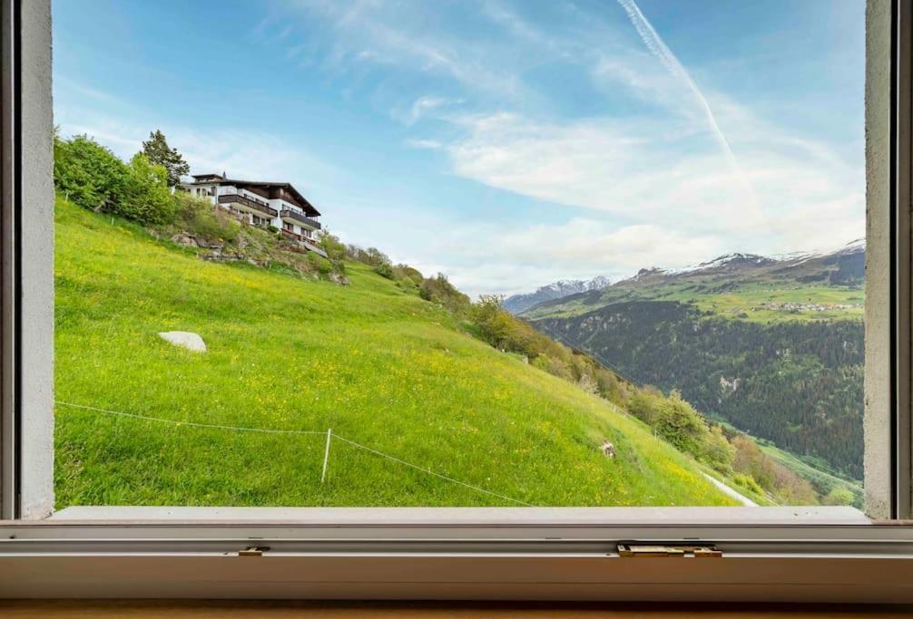 Apartmán Aussicht Mit Poolbereich In Skiregion Brigels Breíl