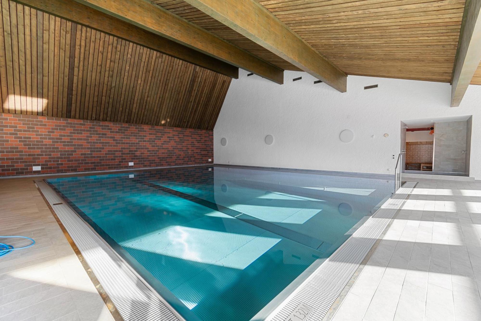 Apartmán Aussicht Mit Poolbereich In Skiregion Brigels